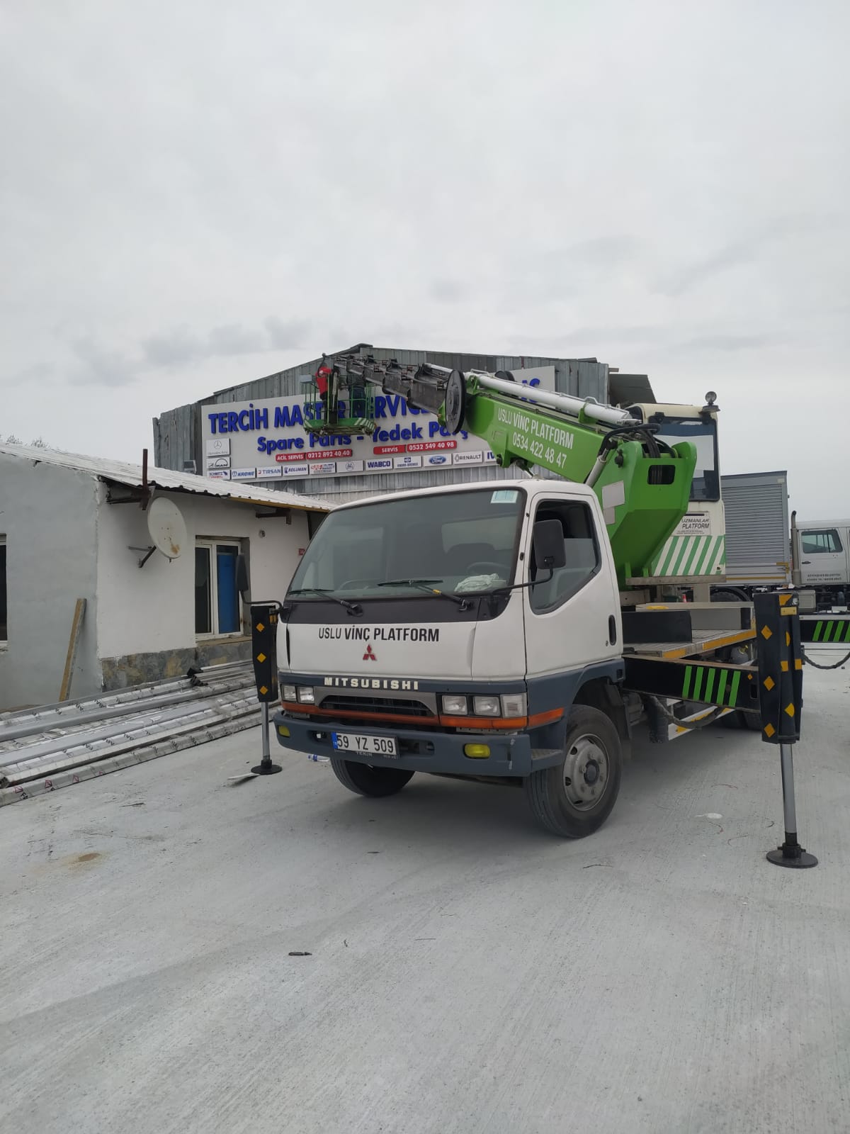 Mobil vinç operasyonu